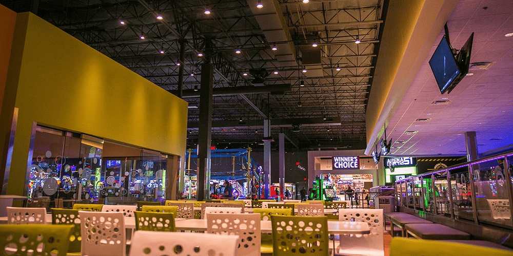 Visit Main Event Entertainment in 2026 | Complete Visitor Guide
